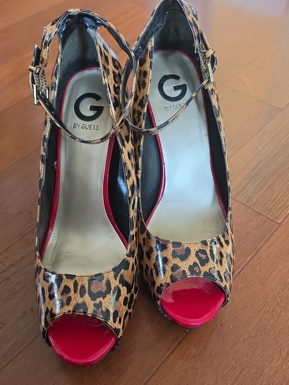 GUESS Leopard Print Peep-Toe Heels with Red Accents Size 11  Heel 5"